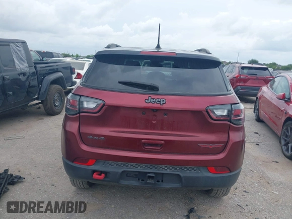 2022 Jeep Compass Trailhawk with VIN 3C4NJDDB3NT203092, listed as a IAAI auction lot 42017373 with Not provided miles and . Bid and sale history available at DreamBid. Image 17.