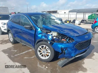 2022 Ford Escape SE Hybrid with VIN 1FMCU9BZ9NUA39229, listed as a IAAI auction lot 42447009 with 39,657 mi miles and . Bid and sale history available at DreamBid. Image 1.