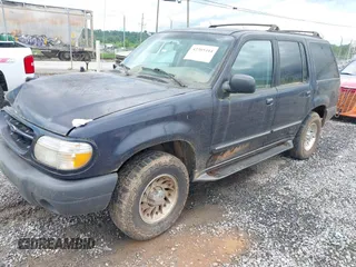 1999 Ford Explorer XL z VIN 1FMDU34X5XUC08663, wystawiony jako IAAI lot #42385444 z przebiegiem 177 387 mil mil oraz . Historia ofert i sprzedaży dostępna na DreamBid. Obrazek 18.