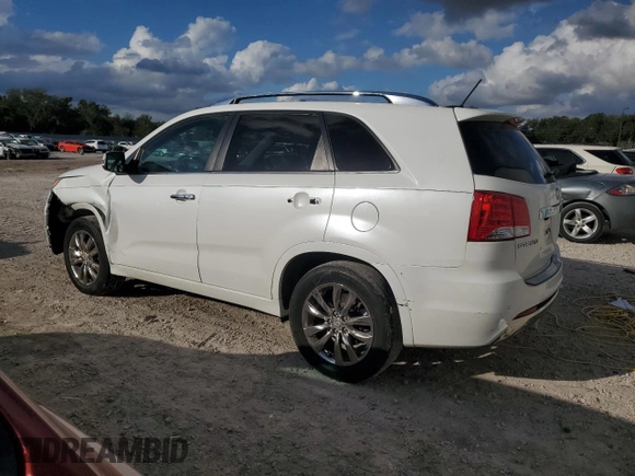2012 Kia Sorento SX with VIN 5XYKW4A23CG218043, listed as a Copart auction lot 86247404 with 177,379 mi miles and Salvage Title. Bid and sale history available at carsss.com. Image 2.