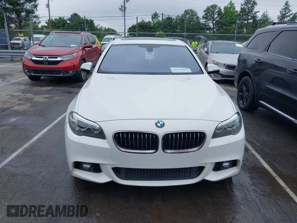 2014 BMW 5 Series 535d z VIN WBAXA5C53ED690727, wystawiony jako IAAI lot #42344800 z przebiegiem 128 153 mil mil oraz . Historia ofert i sprzedaży dostępna na DreamBid. Obrazek 12.
