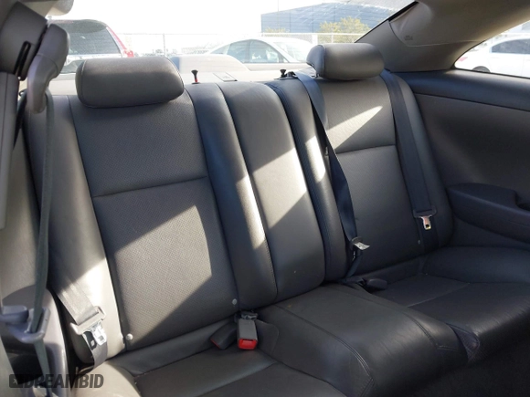 2006 Toyota Camry Solara SE with VIN 4T1CA30P86U090598, listed as a IAAI auction lot 41709070 with 252,598 mi miles. Bid and sale history available at carsss.com. Image 8.