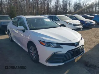 2022 Toyota Camry Hybrid LE with VIN 4T1C31AK8NU589613, listed as a IAAI auction lot 41759699 with 157,355 mi miles. Bid and sale history available at carsss.com. Image 1.