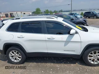 2016 Jeep Cherokee Latitude with VIN 1C4PJMCB8GW148470, listed as a IAAI auction lot 42415483 with 146,427 mi miles and . Bid and sale history available at DreamBid. Image 14.