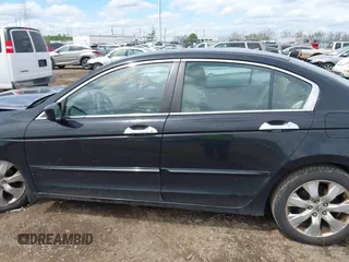 2010 Honda Accord EX-L z VIN 1HGCP3F85AA016912, wystawiony jako IAAI lot #42073686 z przebiegiem 210 144 mil mil oraz . Historia ofert i sprzedaży dostępna na DreamBid. Obrazek 15.