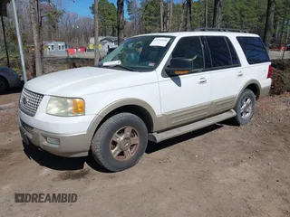 2005 Ford Expedition Eddie Bauer with VIN 1FMFU185X5LB08759, listed as a IAAI auction lot 41767650 with 272,530 mi miles. Bid and sale history available at carsss.com. Image 2.