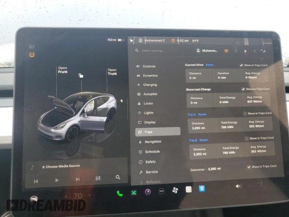 2024 Tesla Model Y Performance with VIN 7SAYGDEF4RA326613, listed as a Copart auction lot 83467394 with 2,260 mi miles and Clean Title. Bid and sale history available at DreamBid. Image 9.