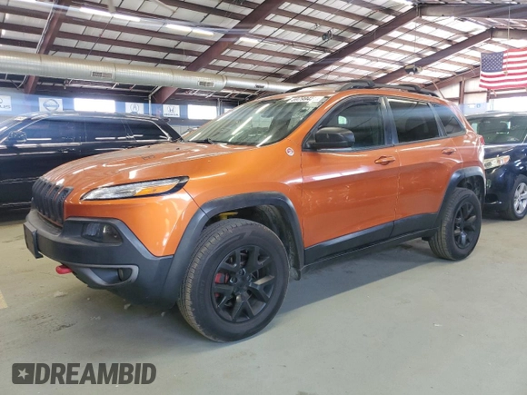 2015 Jeep Cherokee Trailhawk z VIN 1C4PJMBS8FW727992, wystawiony jako Copart lot #59799425 z przebiegiem 127 853 mil mil oraz Czysty tytuł • Clean title. Historia ofert i sprzedaży dostępna na DreamBid. Obrazek 1.