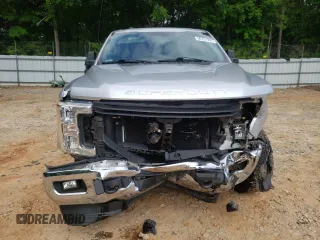 2017 Ford F-250 Lariat with VIN 1FT7W2B62HEE53416, listed as a Copart auction lot 56757905 with 96,564 mi miles and Salvage title. Bid and sale history available at DreamBid. Image 5.