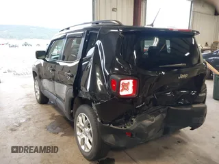 2017 Jeep Renegade Latitude with VIN ZACCJBBB6HPG34746, listed as a IAAI auction lot 41915833 with 60,814 mi miles. Bid and sale history available at carsss.com. Image 3.