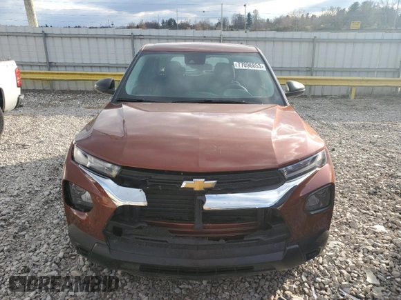 2021 Chevrolet TrailBlazer LS with VIN KL79MMS27MB149918, listed as a Copart auction lot 77096853 with 50,619 mi miles and . Bid and sale history available at DreamBid. Image 5.