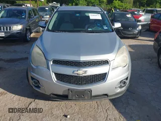 2011 Chevrolet Equinox 2LT z VIN 2CNFLNEC4B6240255, wystawiony jako IAAI lot #42004972 z przebiegiem 219 571 mil mil oraz . Historia ofert i sprzedaży dostępna na DreamBid. Obrazek 6.