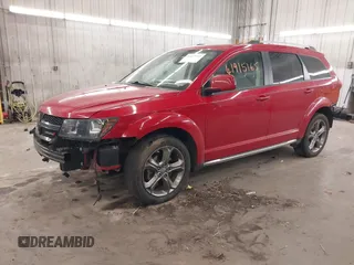 2016 Dodge Journey Crossroad Plus z VIN 3C4PDDGGXGT245673, wystawiony jako IAAI lot #41915165 z przebiegiem 124 861 mil mil oraz . Historia ofert i sprzedaży dostępna na DreamBid. Obrazek 18.