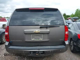 2011 Chevrolet Suburban LT with VIN 1GNSCJE03BR267184, listed as a IAAI auction lot 42156424 with 307,618 mi miles. Bid and sale history available at carsss.com. Image 16.