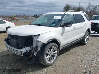 2018 Ford Explorer XLT with VIN 1FM5K8D80JGC21343, listed as a IAAI auction lot 41734012 with 90,193 mi miles. Bid and sale history available at carsss.com. Image 18.