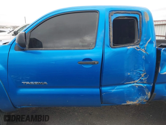2006 Toyota Tacoma with VIN 5TEUU42N46Z183840, listed as a IAAI auction lot 41805575 with 219,764 mi miles. Bid and sale history available at carsss.com. Image 15.