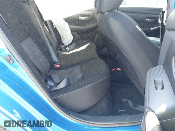 2020 Nissan Sentra SR z VIN 3N1AB8DV3LY221382, wystawiony jako IAAI lot #42063998 z przebiegiem 115 852 mil mil oraz . Historia ofert i sprzedaży dostępna na DreamBid. Obrazek 8.