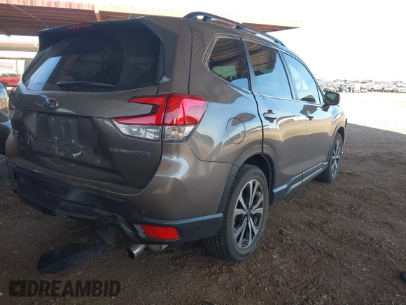 2022 Subaru Forester Limited with VIN JF2SKAPC1NH441137, listed as a IAAI auction lot 41420485 with 41,995 mi miles. Bid and sale history available at carsss.com. Image 4.