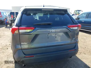 2020 Toyota RAV4 LE with VIN 2T3H1RFV4LC050926, listed as a IAAI auction lot 41057989 with 128,163 mi miles. Bid and sale history available at carsss.com. Image 16.