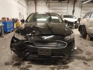 2019 Ford Fusion SE with VIN 3FA6P0HD5KR284103, listed as a IAAI auction lot 41477133 with 90,722 mi miles and . Bid and sale history available at carsss.com. Image 12.