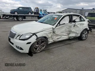 2011 Mercedes-Benz E 350 Luxury z VIN WDDHF8HB3BA501957, wystawiony jako Copart lot #51619165 z przebiegiem 98 693 mil mil oraz Nie do naprawy • Non repairable. Historia ofert i sprzedaży dostępna na DreamBid. Obrazek 1.