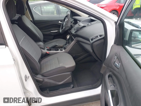 2015 Ford Escape SE with VIN 1FMCU0GX7FUB33968, listed as a IAAI auction lot 42179132 with 188,693 mi miles. Bid and sale history available at carsss.com. Image 5.