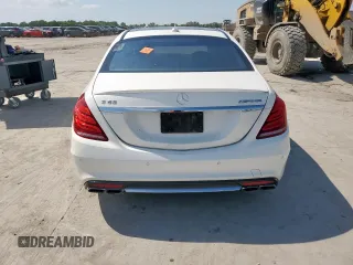 2015 Mercedes-Benz S 63 AMG z VIN WDDUG7JB1FA185433, wystawiony jako Copart lot #59127455 z przebiegiem Nie podano mil oraz Czysty tytuł • Clean title. Historia ofert i sprzedaży dostępna na DreamBid. Obrazek 6.