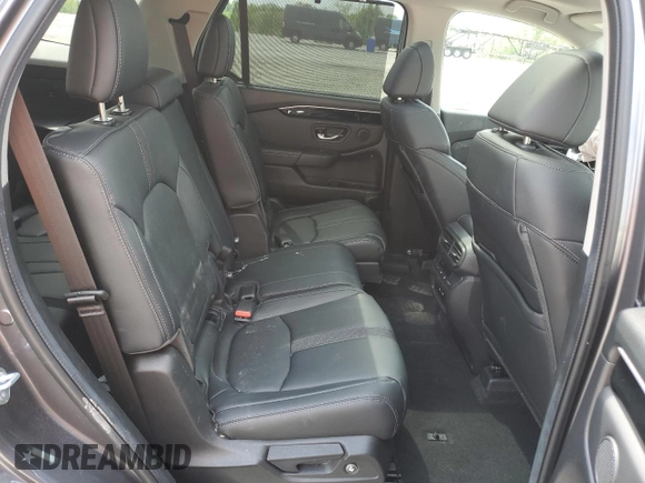 2024 Honda Pilot Touring z VIN 5FNYG1H74RB036990, wystawiony jako Copart lot #56254385 z przebiegiem Nie podano mil oraz Szkoda całkowita • Salvage title. Historia ofert i sprzedaży dostępna na DreamBid. Obrazek 11.
