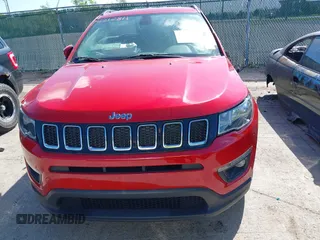 2018 Jeep Compass Latitude z VIN 3C4NJDBB6JT142740, wystawiony jako IAAI lot #42212811 z przebiegiem 81 647 mil mil oraz . Historia ofert i sprzedaży dostępna na DreamBid. Obrazek 12.
