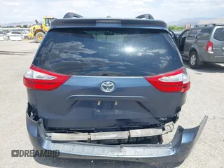 2017 Toyota Sienna XLE Auto Access Seat z VIN 5TDYZ3DC3HS826445, wystawiony jako IAAI lot #42455408 z przebiegiem 89 495 mil mil oraz . Historia ofert i sprzedaży dostępna na DreamBid. Obrazek 16.