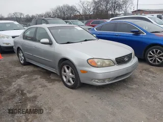 2004 Infiniti I35 with VIN JNKDA31A04T212973, listed as a IAAI auction lot 41495760 with 143,328 mi miles. Bid and sale history available at carsss.com. Image 1.