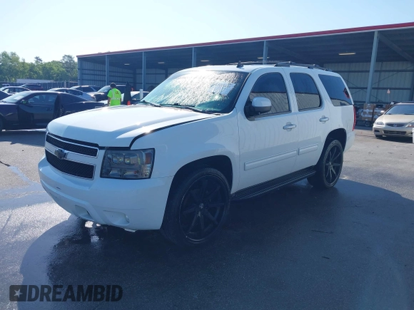 2012 Chevrolet Tahoe LT с VIN 1GNSCBE05CR132537, выставлен на аукционе IAAI как лот 42015649 с пробегом 212 296 миль миль и . История ставок и продаж доступна на DreamBid. Изображение 17.