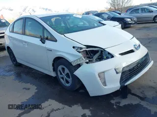 2015 Toyota Prius Four with VIN JTDKN3DU9F1880109, listed as a IAAI auction lot 41836738 with 198,817 mi miles. Bid and sale history available at carsss.com. Image 1.