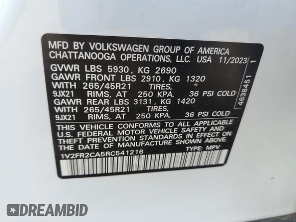 2024 Volkswagen Atlas SEL Premium R-Line z VIN 1V2FR2CA5RC541216, wystawiony jako Copart lot #52562725 z przebiegiem 14 709 mil mil oraz Szkoda całkowita • Salvage title. Historia ofert i sprzedaży dostępna na DreamBid. Obrazek 14.