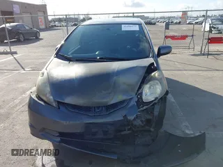 2013 Honda Fit with VIN JHMGE8H32DC018130, listed as a IAAI auction lot 41980172 with 98,452 mi miles. Bid and sale history available at carsss.com. Image 12.