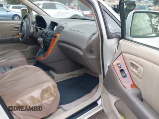 2000 Lexus RX 300 with VIN JT6HF10U1Y0098064, listed as a IAAI auction lot 42046249 with 216,171 mi miles. Bid and sale history available at carsss.com. Image 5.