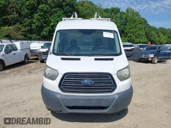 2015 Ford Transit Cargo z VIN 1FTNE2CM6FKA08103, wystawiony jako IAAI lot #42137844 z przebiegiem 224 687 mil mil oraz . Historia ofert i sprzedaży dostępna na DreamBid. Obrazek 12.