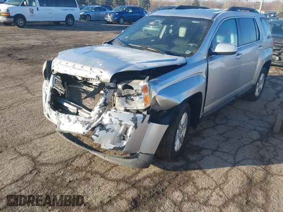 2012 GMC Terrain SLT-1 z VIN 2GKALUEK9C6321760, wystawiony jako IAAI lot #41464614 z przebiegiem 123 731 mil mil oraz . Historia ofert i sprzedaży dostępna na DreamBid. Obrazek 17.