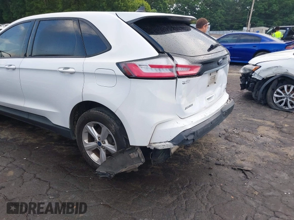 2020 Ford Edge SE z VIN 2FMPK3G91LBB28034, wystawiony jako IAAI lot #42256654 z przebiegiem 95 997 mil mil oraz . Historia ofert i sprzedaży dostępna na DreamBid. Obrazek 6.