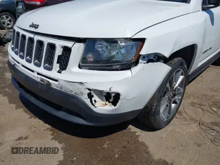 2016 Jeep Compass Sport z VIN 1C4NJCBAXGD806456, wystawiony jako IAAI lot #41967561 z przebiegiem 125 305 mil mil oraz . Historia ofert i sprzedaży dostępna na DreamBid. Obrazek 6.