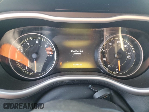 2018 Jeep Cherokee Trailhawk with VIN 1C4PJMBB9JD571773, listed as a Copart auction lot 82876514 with 137,565 mi miles and Salvage title. Bid and sale history available at DreamBid. Image 9.