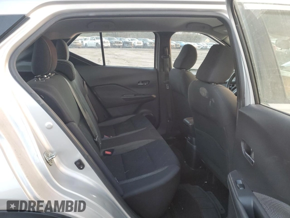 2020 Nissan Kicks SV z VIN 3N1CP5CV2LL528257, wystawiony jako Copart lot #75039374 z przebiegiem 65 652 mil mil oraz Szkoda całkowita • Salvage title. Historia ofert i sprzedaży dostępna na DreamBid. Obrazek 11.
