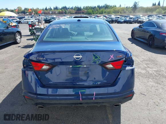 2024 Nissan Altima 2.5 SR with VIN 1N4BL4CV5RN361258, listed as a IAAI auction lot 42068639 with 15,146 mi miles. Bid and sale history available at carsss.com. Image 17.