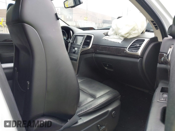 2013 Jeep Grand Cherokee Laredo с VIN 1C4RJFAG1DC549004, выставлен на аукционе IAAI как лот 42193799 с пробегом Не указан миль и . История ставок и продаж доступна на DreamBid. Изображение 5.