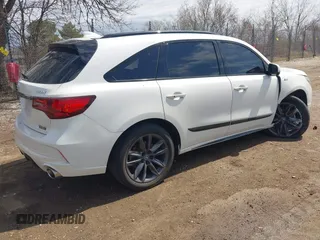 2019 Acura MDX Technology with VIN 5J8YD4H0XKL015109, listed as a IAAI auction lot 42093746 with Not provided miles and . Bid and sale history available at DreamBid. Image 4.