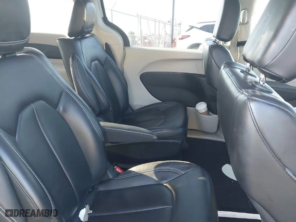 2023 Chrysler Pacifica Hybrid Touring L with VIN 2C4RC1L74PR562240, listed as a IAAI auction lot 42060669 with 45,882 mi miles. Bid and sale history available at carsss.com. Image 8.