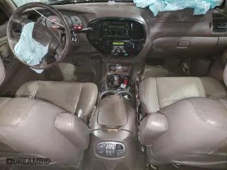2001 Toyota Sequoia Limited with VIN 5TDBT48A01S021269, listed as a Copart auction lot 43357095 with 305,173 mi miles and Salvage Title. Bid and sale history available at carsss.com. Image 8.