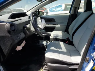 2014 Toyota Prius One z VIN JTDKDTB32E1079971, wystawiony jako Copart lot #58444555 z przebiegiem 50 531 mil mil oraz Szkoda całkowita • Salvage title. Historia ofert i sprzedaży dostępna na DreamBid. Obrazek 7.