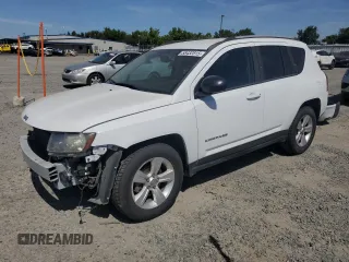 2016 Jeep Compass Sport с VIN 1C4NJCBAXGD525774, выставлен на аукционе Copart как лот 58432815 с пробегом 129 430 миль миль и Списание • Salvage title. История ставок и продаж доступна на DreamBid. Изображение 1.