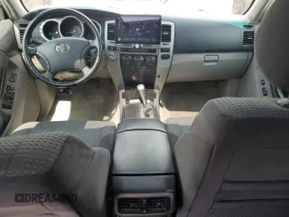 2004 Toyota 4Runner SR5 z VIN JTEBU14R340052011, wystawiony jako Copart lot #60672475 z przebiegiem 259 088 mil mil oraz Czysty tytuł • Clean title. Historia ofert i sprzedaży dostępna na DreamBid. Obrazek 8.